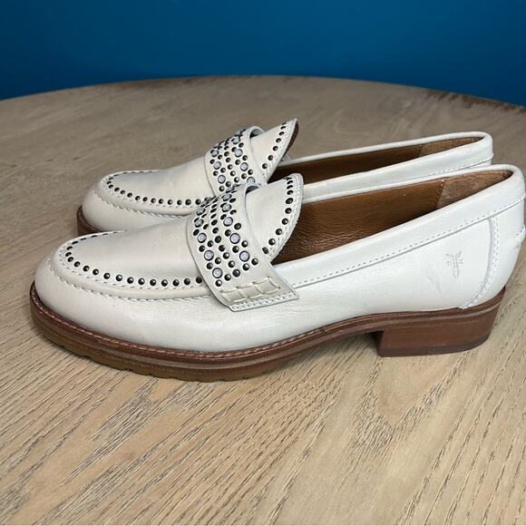 Frye Studded Leather Loafers Ivory Opalescent Studs Sample Women’s Size 6 main image 13
